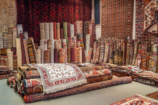 The Majestic Jaldar: A Symphony of Color and Tradition Underfoot