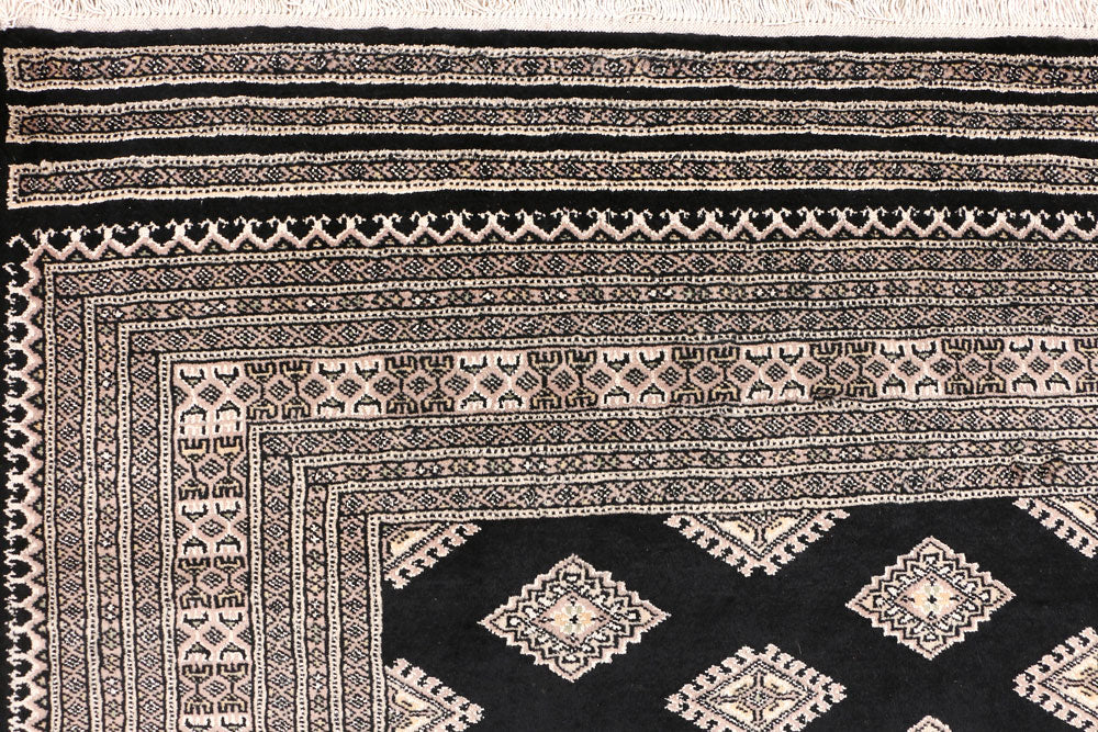 Black Jaldar | 6.7 x 9.9 | RRR-47758