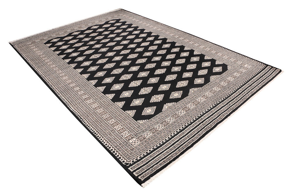 Black Jaldar | 6.7 x 9.9 | RRR-47758