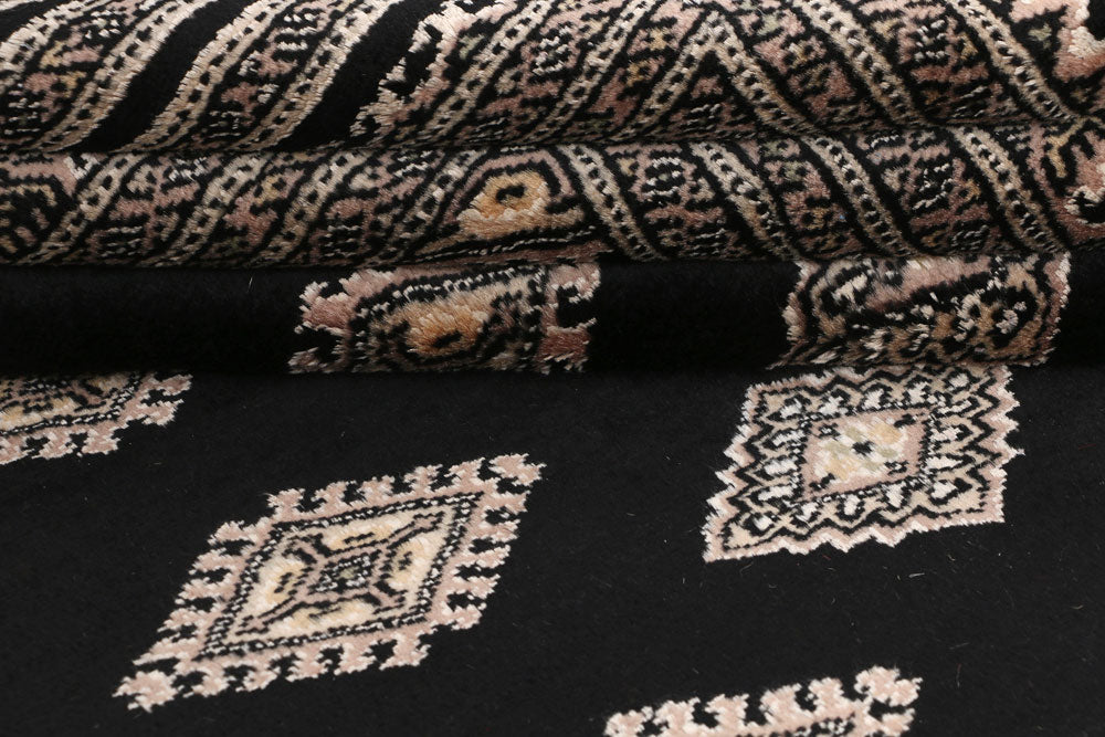 Black Jaldar | 6.7 x 9.9 | RRR-47758