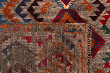 White Baluchi | 5.8 x 7.5 | RRR-74190